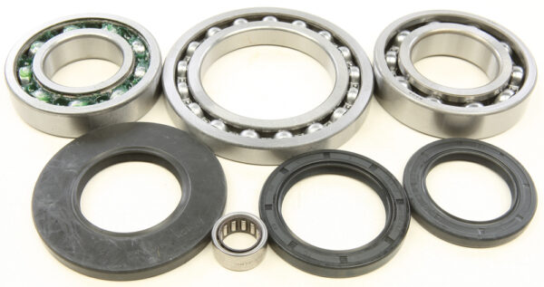 REAR DIFFERENTIAL BEARING AND SEAL KIT